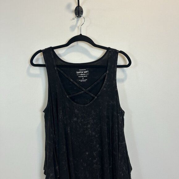 NWT Torrid 2 2X Super Soft Scoop Neck Strappy Cold Shoulder Sharkbite Hem Top - Picture 2 of 11
